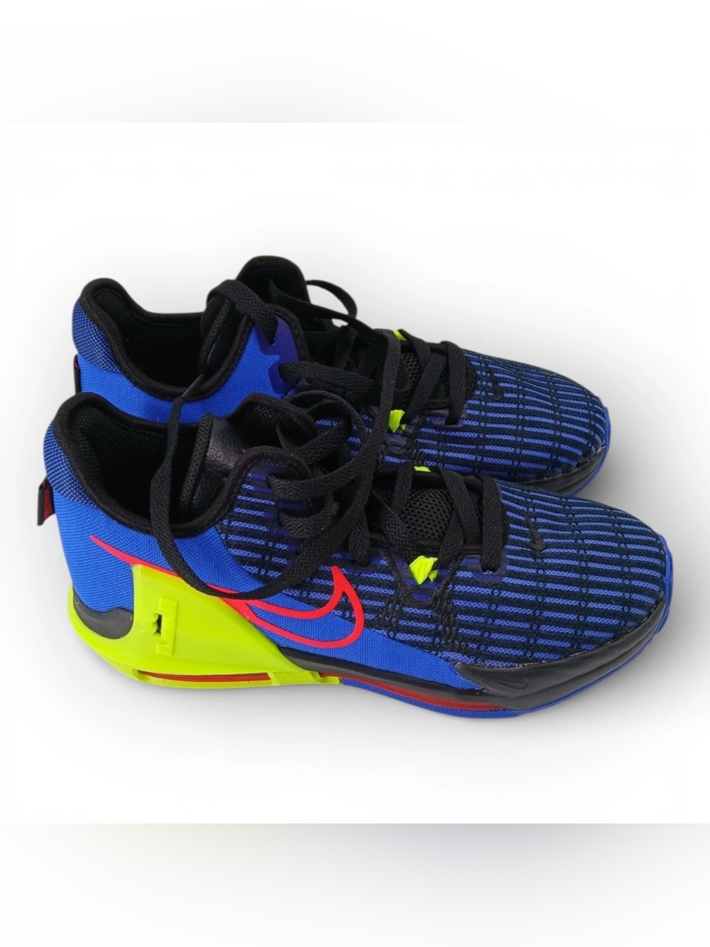 Nike Kids' Preschool LeBron Witness 6 Basketball Shoes